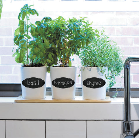 Image of Avery Chalkboard Labels Scallop 95x45mm 3up 4 Sheets